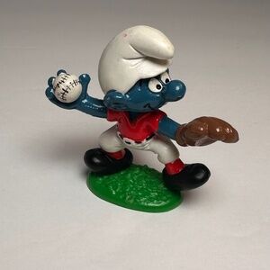 Vintage 1983 Schleich Baseball Smurf Pitcher – W. Berrie – Hong Kong – Peyo